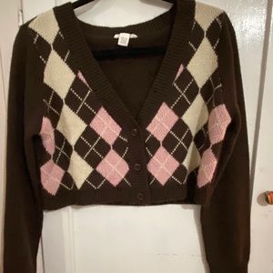 Trendy argyle cardigan 💗🤎🤍